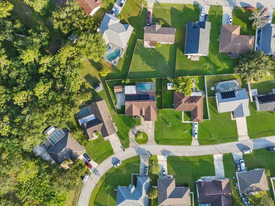 For Rent: $1,999 (3 beds, 2 baths, 2078 Square Feet)