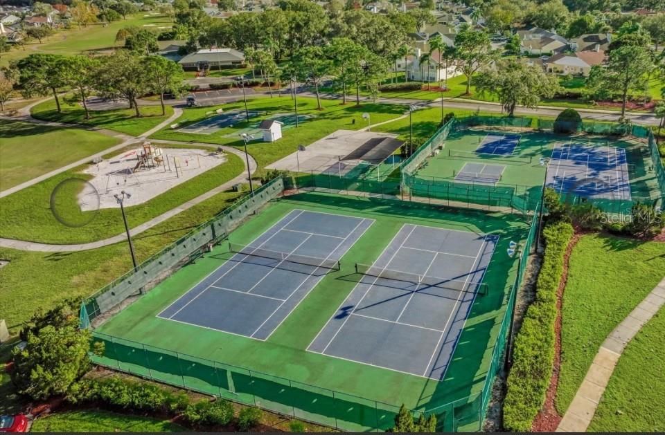 На продажу: $385,000 (3 спален, 2 ванн, 1646 Квадратных фут)