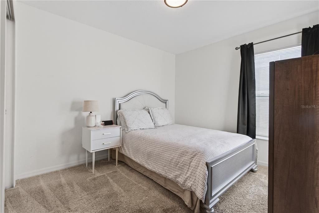 For Sale: $399,000 (4 beds, 2 baths, 1696 Square Feet)