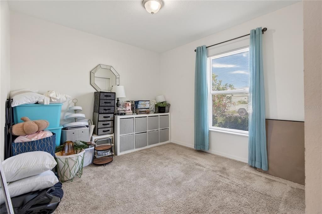 For Sale: $399,000 (4 beds, 2 baths, 1696 Square Feet)