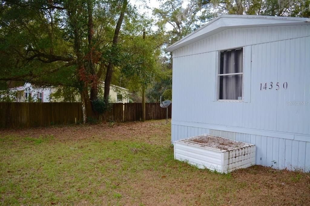 For Sale: $124,500 (3 beds, 2 baths, 924 Square Feet)