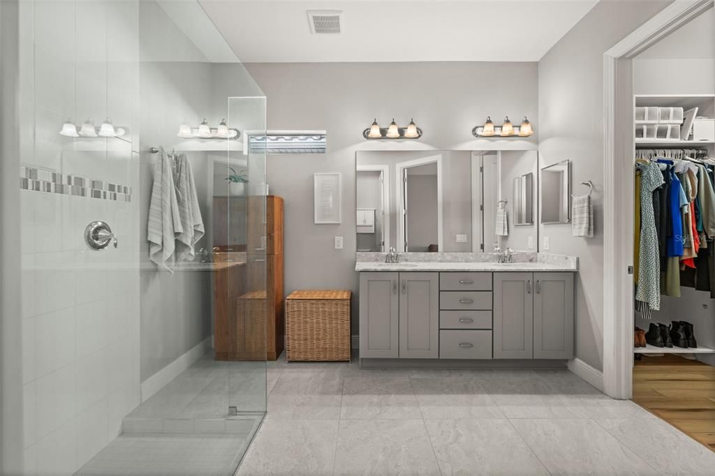 待售: $467,000 (4 贝兹, 2 浴室, 2223 平方英尺)