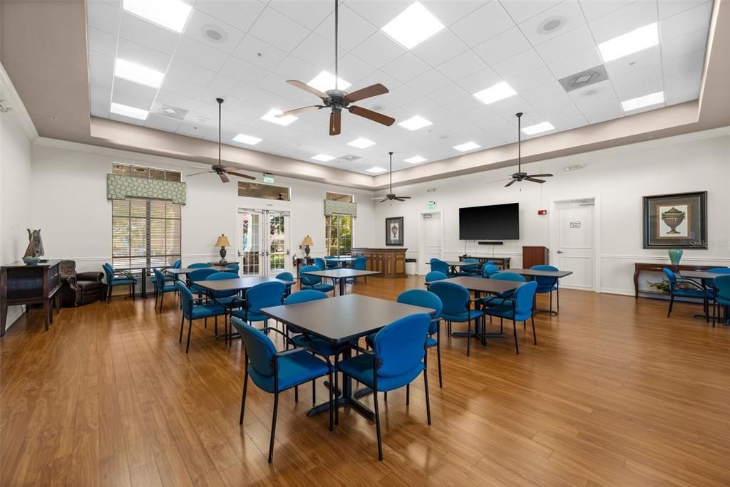 待售: $467,000 (4 贝兹, 2 浴室, 2223 平方英尺)