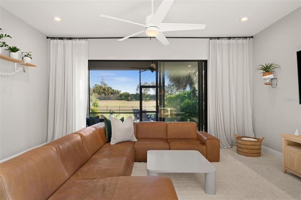 待售: $467,000 (4 贝兹, 2 浴室, 2223 平方英尺)