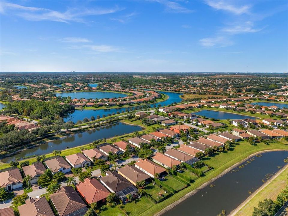 待售: $467,000 (4 贝兹, 2 浴室, 2223 平方英尺)