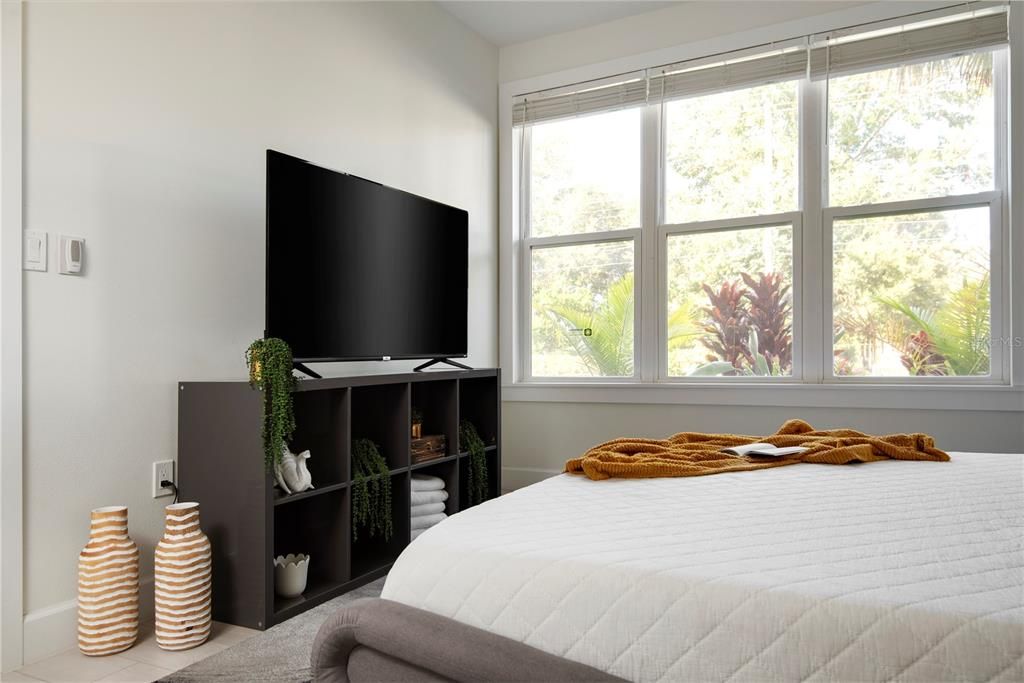 For Rent: $4,500 (3 beds, 3 baths, 2424 Square Feet)