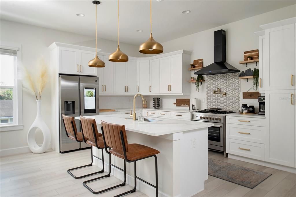 For Rent: $4,500 (3 beds, 3 baths, 2424 Square Feet)