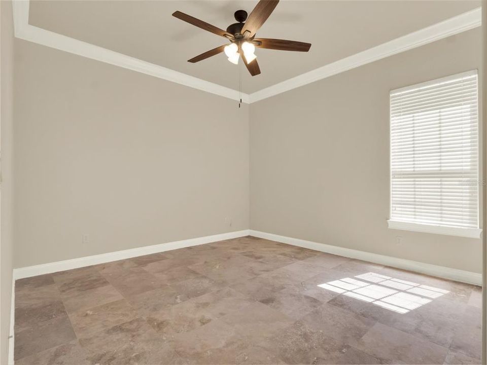 出租: $8,995 (4 贝兹, 3 浴室, 3751 平方英尺)