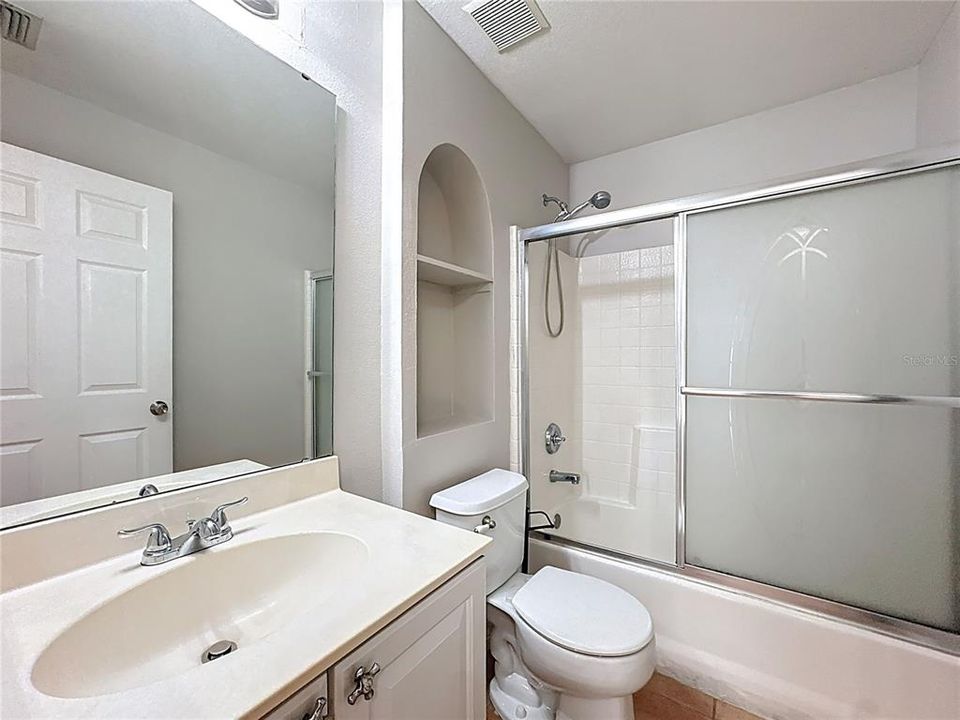 На продажу: $390,000 (3 спален, 2 ванн, 1738 Квадратных фут)