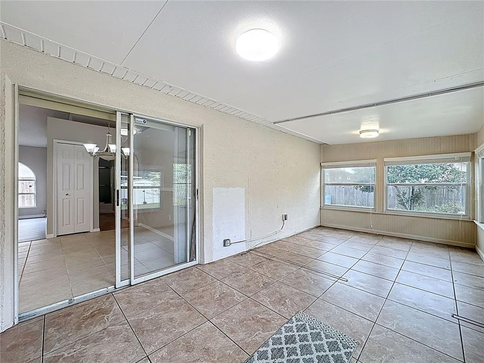 На продажу: $390,000 (3 спален, 2 ванн, 1738 Квадратных фут)