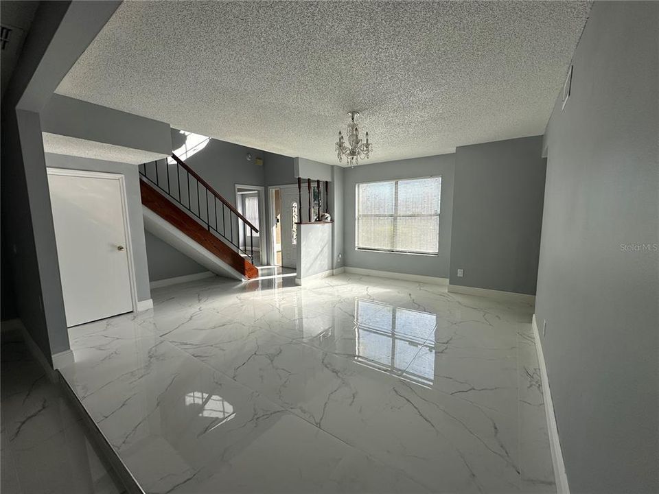 En Renta: $3,800 (5 camas, 2 baños, 2748 Pies cuadrados)