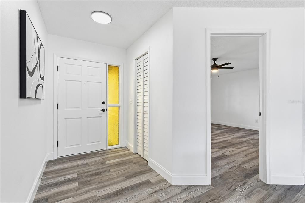 En Venta: $285,000 (3 camas, 2 baños, 1221 Pies cuadrados)