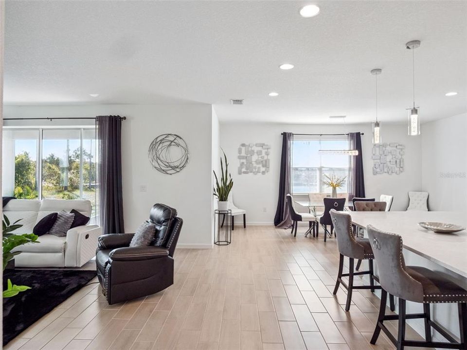 待售: $627,000 (4 贝兹, 3 浴室, 3020 平方英尺)