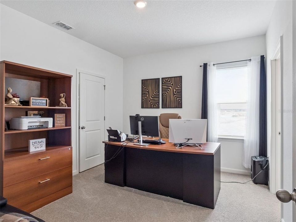 待售: $627,000 (4 贝兹, 3 浴室, 3020 平方英尺)