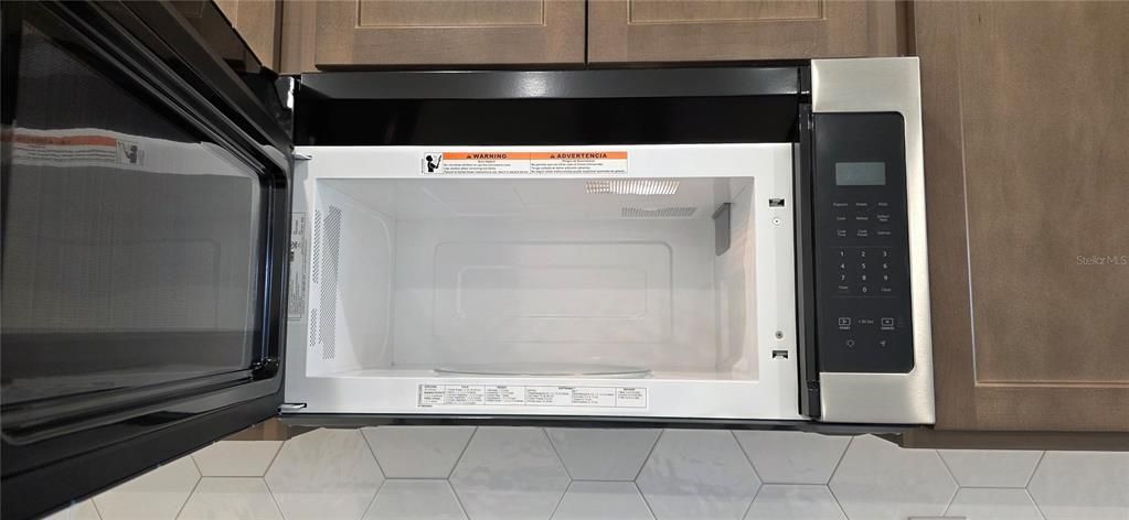 В аренду: $2,850 (3 спален, 2 ванн, 1683 Квадратных фут)