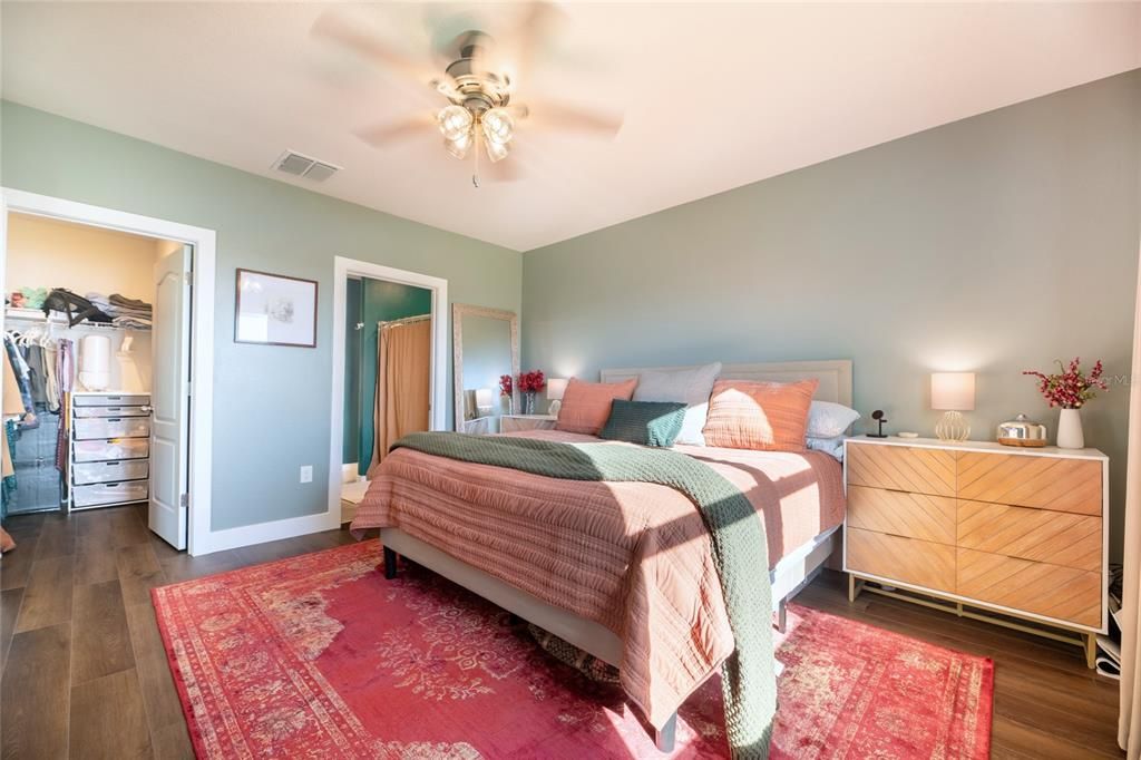 For Sale: $367,400 (3 beds, 2 baths, 1515 Square Feet)