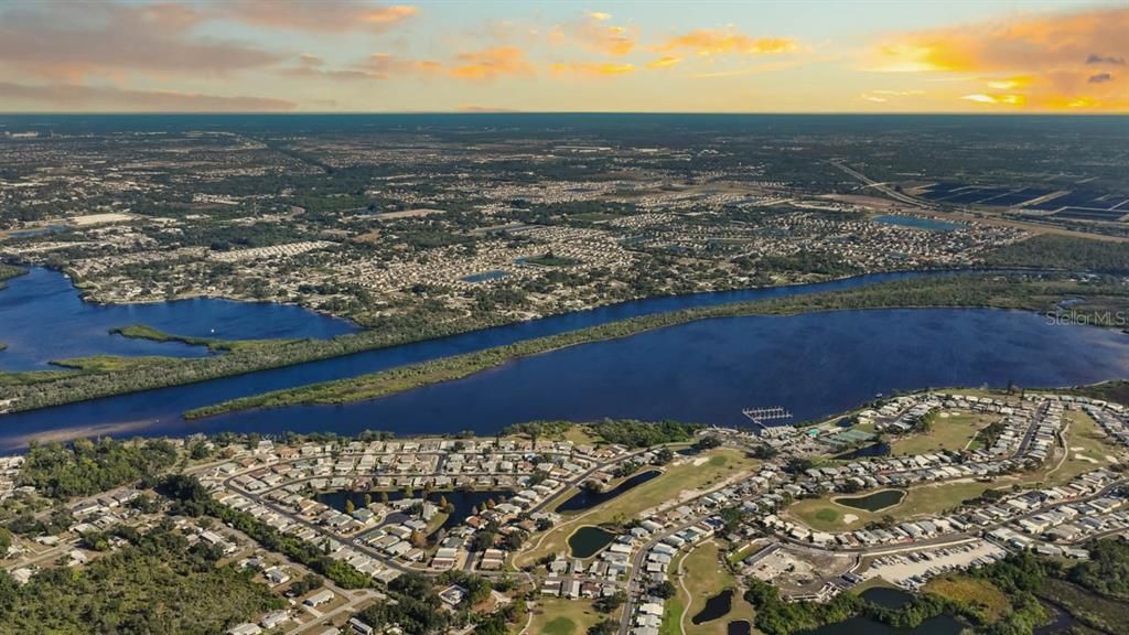 For Sale: $249,000 (3 beds, 2 baths, 1984 Square Feet)