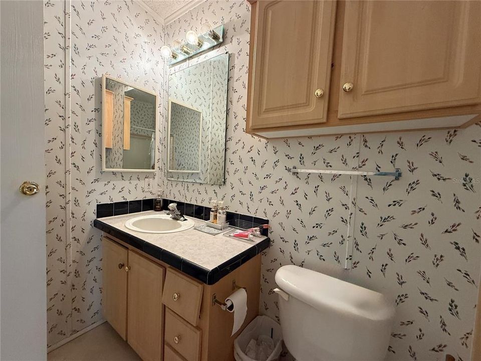 For Sale: $249,000 (3 beds, 2 baths, 1984 Square Feet)