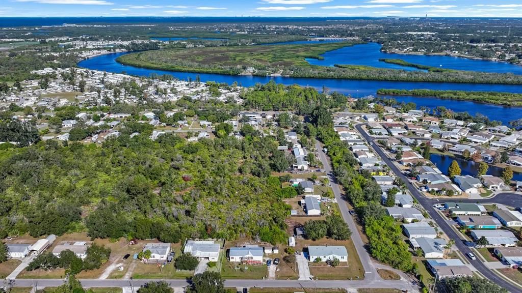 For Sale: $249,000 (3 beds, 2 baths, 1984 Square Feet)