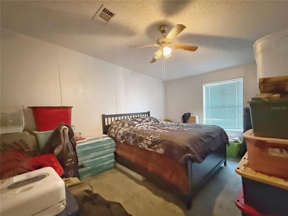 For Sale: $249,000 (3 beds, 2 baths, 1984 Square Feet)