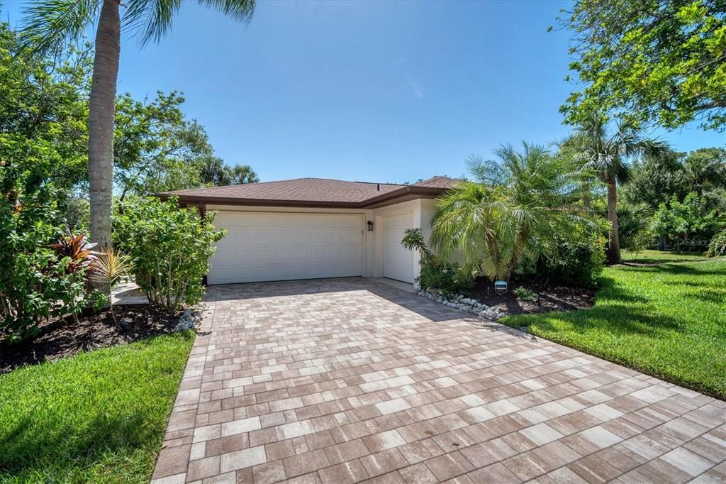 На продажу: $699,000 (3 спален, 2 ванн, 1998 Квадратных фут)