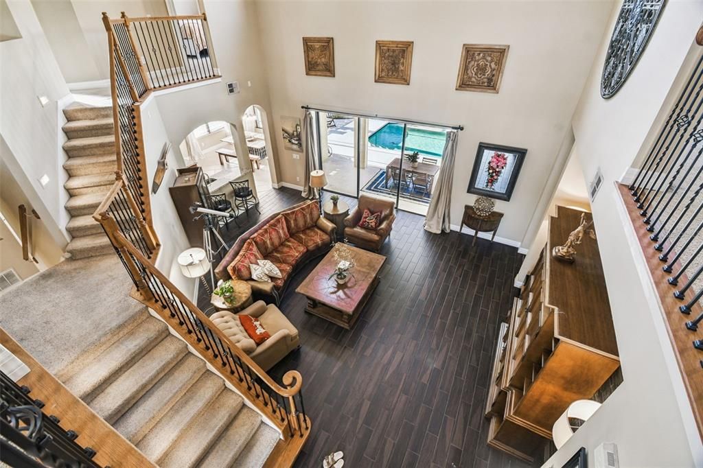 For Sale: $995,000 (6 beds, 4 baths, 4300 Square Feet)