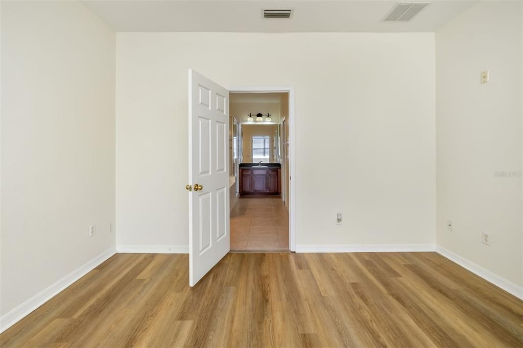 En Venta: $349,900 (2 camas, 2 baños, 1920 Pies cuadrados)