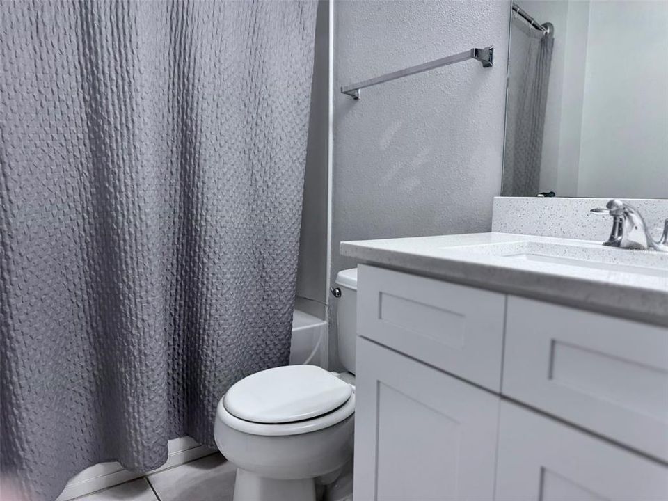 For Rent: $2,200 (3 beds, 2 baths, 1896 Square Feet)