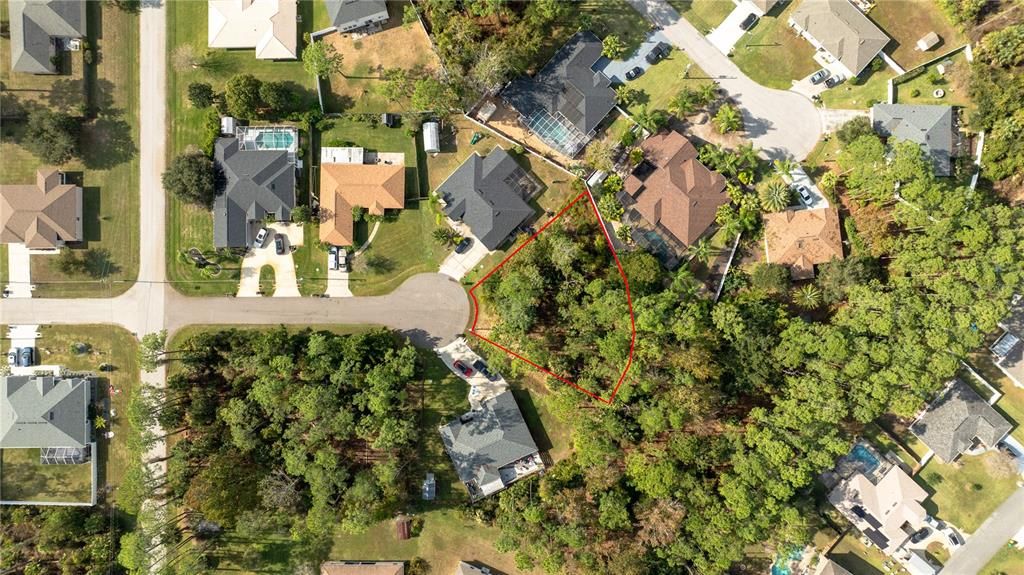 На продажу: $75,000 (0.24 acres)