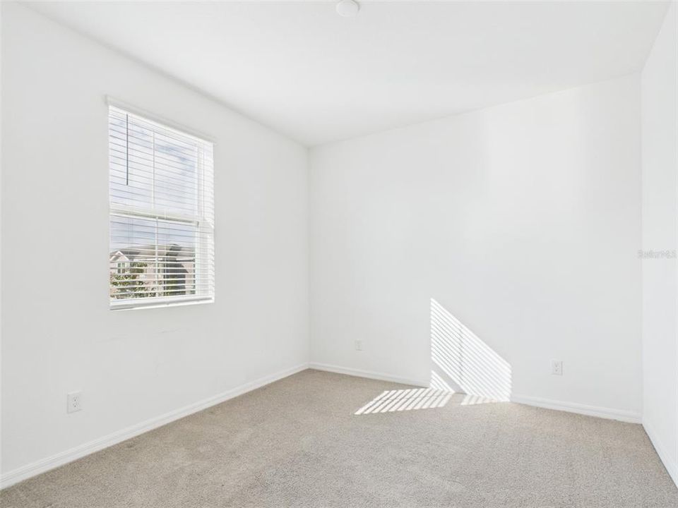 For Rent: $2,600 (4 beds, 2 baths, 2296 Square Feet)