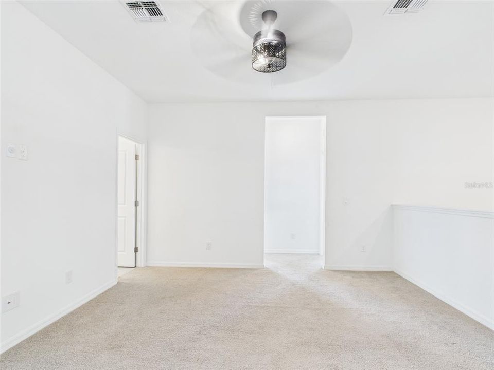 For Rent: $2,600 (4 beds, 2 baths, 2296 Square Feet)