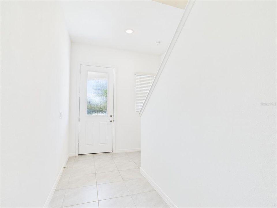 For Rent: $2,600 (4 beds, 2 baths, 2296 Square Feet)