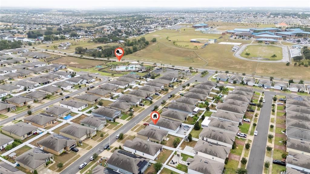 For Sale: $320,000 (3 beds, 2 baths, 1414 Square Feet)