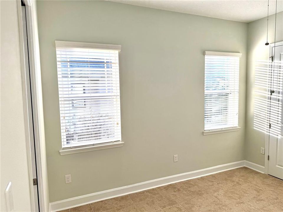 В аренду: $1,700 (1 спален, 1 ванн, 558 Квадратных фут)