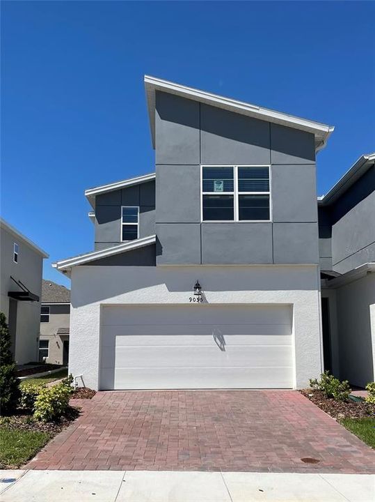 出租: $2,200 (3 贝兹, 2 浴室, 1717 平方英尺)