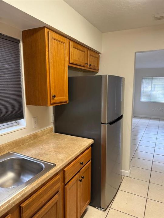 出租: $1,200 (2 贝兹, 1 浴室, 900 平方英尺)