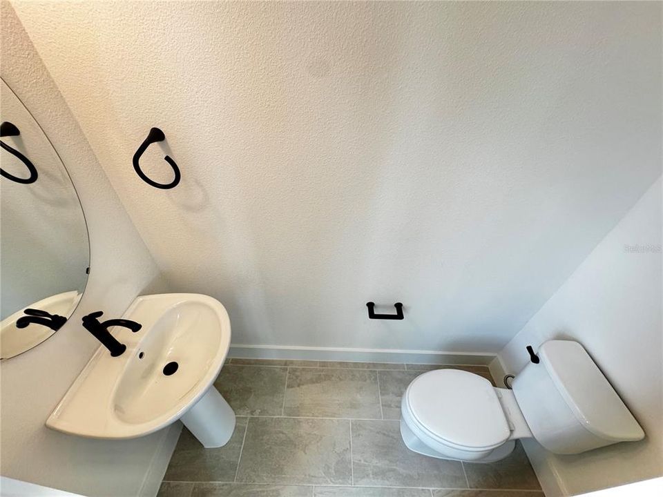 For Rent: $3,050 (4 beds, 3 baths, 1846 Square Feet)