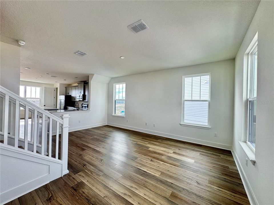 For Rent: $3,050 (4 beds, 3 baths, 1846 Square Feet)