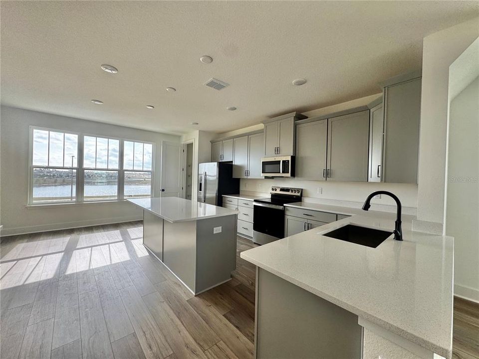 For Rent: $3,050 (4 beds, 3 baths, 1846 Square Feet)