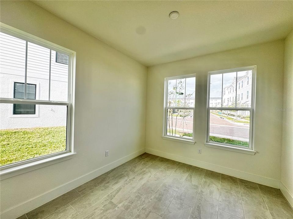 For Rent: $3,050 (4 beds, 3 baths, 1846 Square Feet)