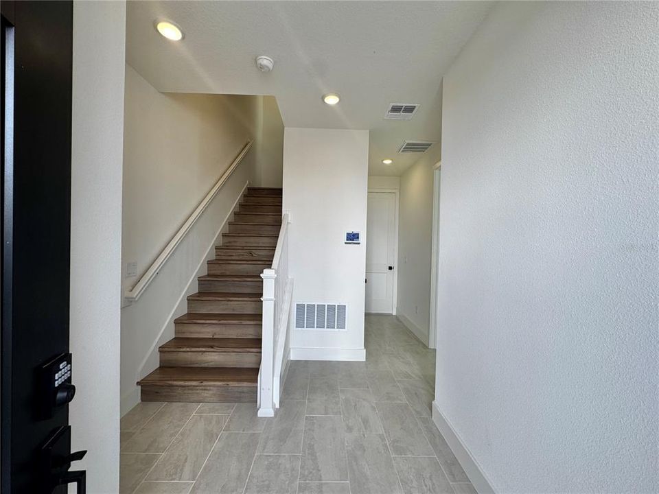 For Rent: $3,050 (4 beds, 3 baths, 1846 Square Feet)