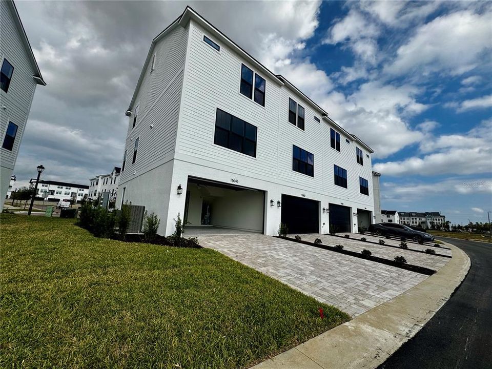 For Rent: $3,050 (4 beds, 3 baths, 1846 Square Feet)