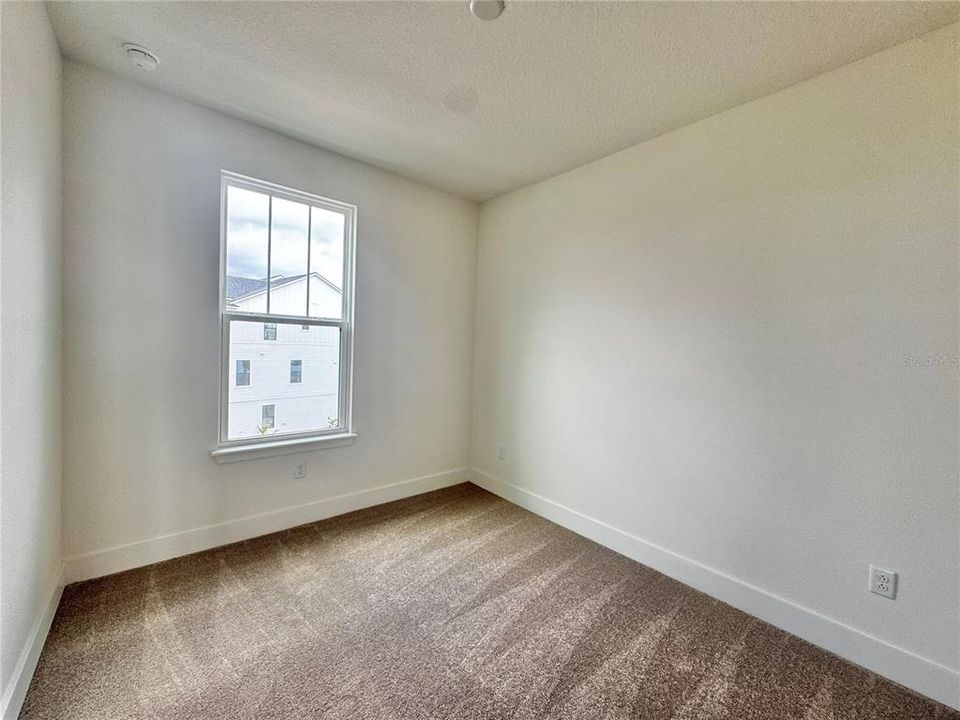 For Rent: $3,050 (4 beds, 3 baths, 1846 Square Feet)