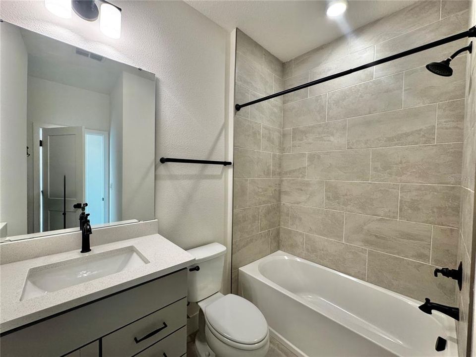 For Rent: $3,050 (4 beds, 3 baths, 1846 Square Feet)