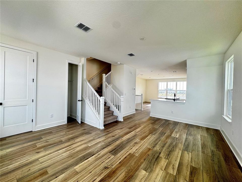 For Rent: $3,050 (4 beds, 3 baths, 1846 Square Feet)