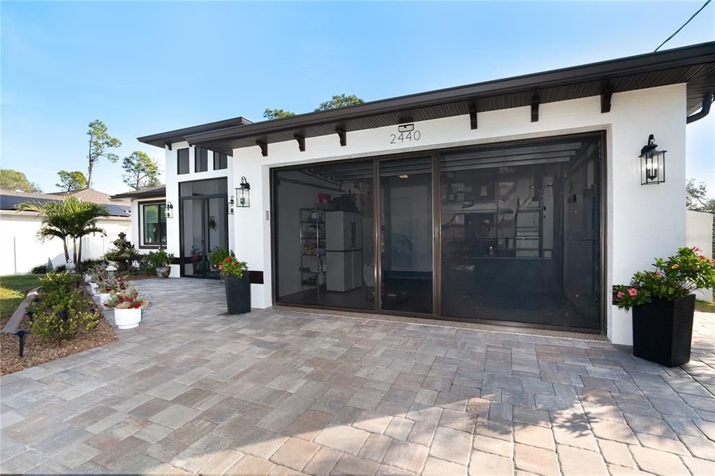 На продажу: $675,000 (3 спален, 2 ванн, 2004 Квадратных фут)