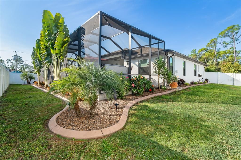 На продажу: $675,000 (3 спален, 2 ванн, 2004 Квадратных фут)