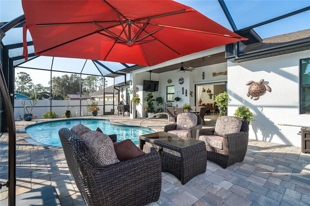 На продажу: $675,000 (3 спален, 2 ванн, 2004 Квадратных фут)