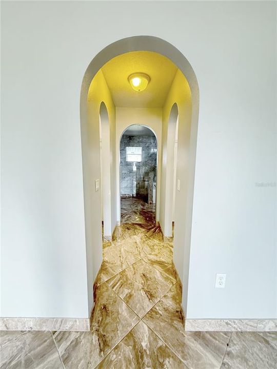 待售: $334,900 (4 贝兹, 2 浴室, 2088 平方英尺)