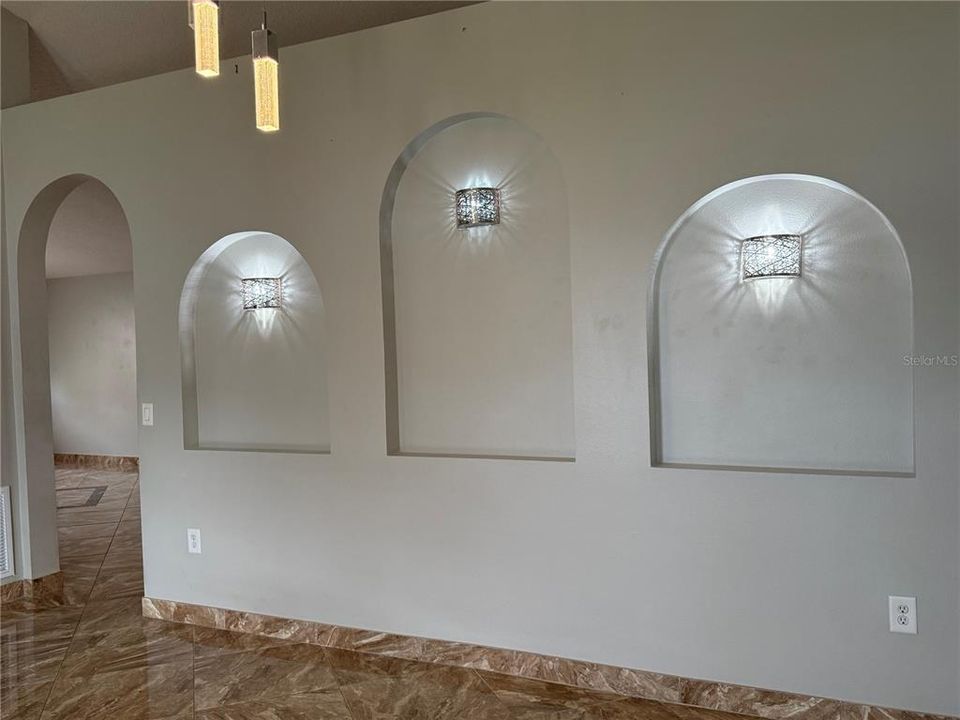 待售: $334,900 (4 贝兹, 2 浴室, 2088 平方英尺)